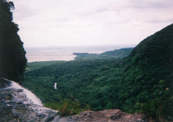 ピナイサーラの滝から見た下流流域