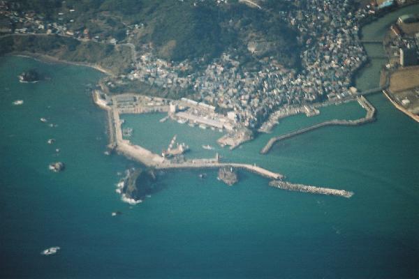 飛行機から見た港と河口の景色/癒し憩い画像データベース