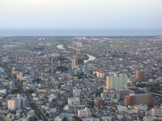 朝日に輝く浜松市と川/癒し憩い画像データベース