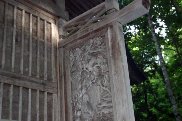 十和田神社の彫刻と木組み