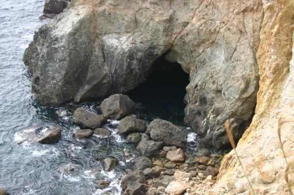 海喰と洞窟