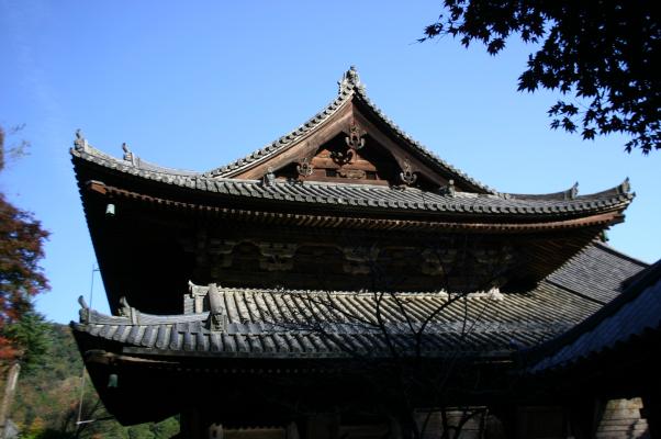 奈良長谷寺の本堂（国宝）屋根