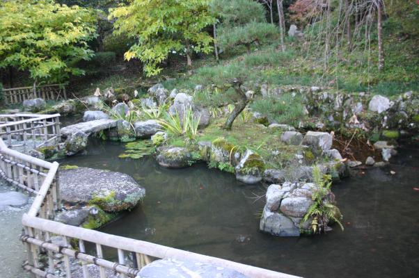 長谷寺の池苑