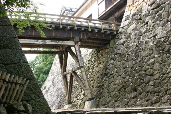 彦根城、天秤櫓に架かる廊下橋