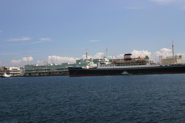 横浜港と氷川丸