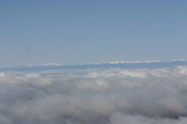 横手山頂から見た雲海と日本アルプス