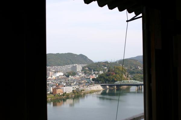 犬山城の天守閣から見た木曽川