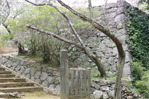 平戸城（亀岡神社）の石垣