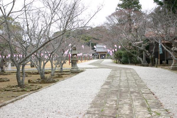 平戸城の亀岡神社参道