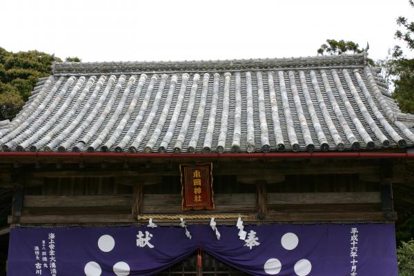 平戸、亀岡神社の拝殿