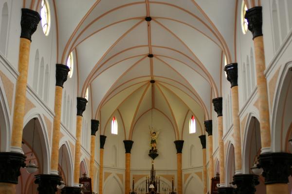 平戸、聖フランシスコザビエル記念教会の内部