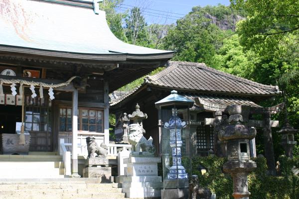 有田「陶山神社」