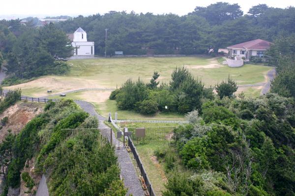 灯台から見た安乗崎の広い園地/癒し憩い画像データベース