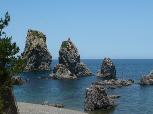 静ヶ浦のカモメ岩