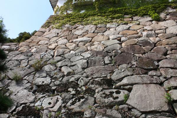 岡山城の「不明門下の石垣」