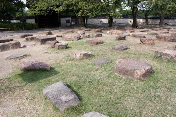 岡山城の「天守閣の礎石」