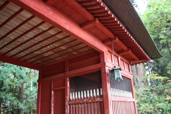 出羽三山神社の「随神門」