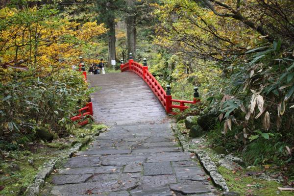 出羽三山神社の神橋