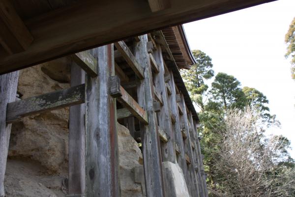 笠森寺の「四方懸造り」