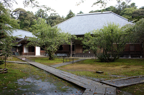 越前・瀧谷寺の本堂