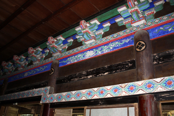 越前・瀧谷寺の観音堂、欄間の装飾