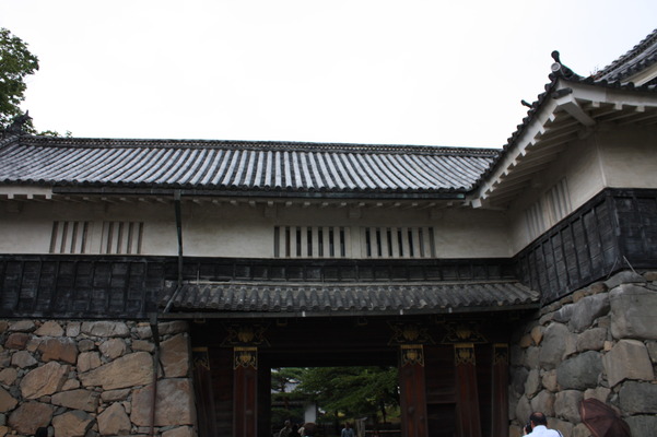 信州・松本城の黒門