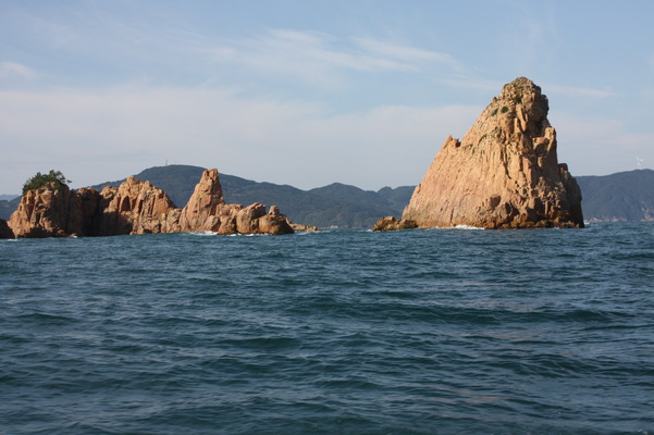 長門・青海島の「竹の子岩」と「コーモリ洞」