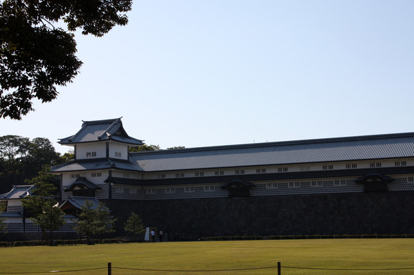 金沢城の「五十間長屋」と「橋爪門続櫓」