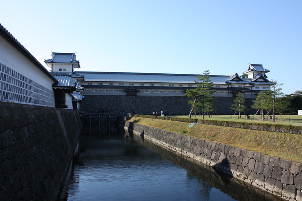 金沢城の「五十間長屋」と「橋爪門続櫓」