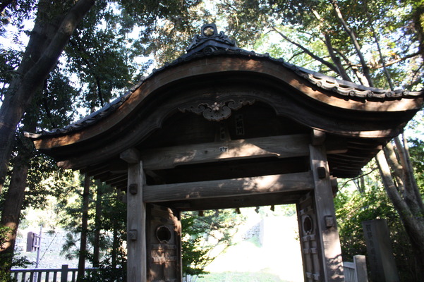 金沢「尾山神社」の東神門