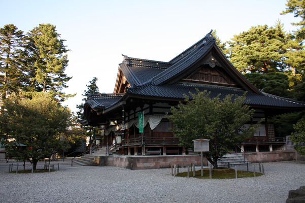 金沢「尾山神社」の拝殿