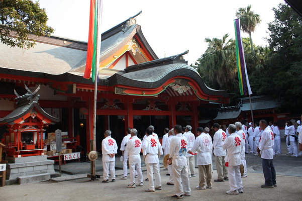 青島神社の夏祭り開始直前