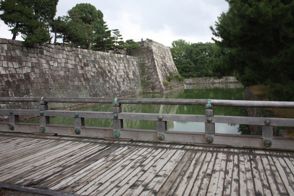 二条城「本丸への東橋」/癒し憩い画像データベース