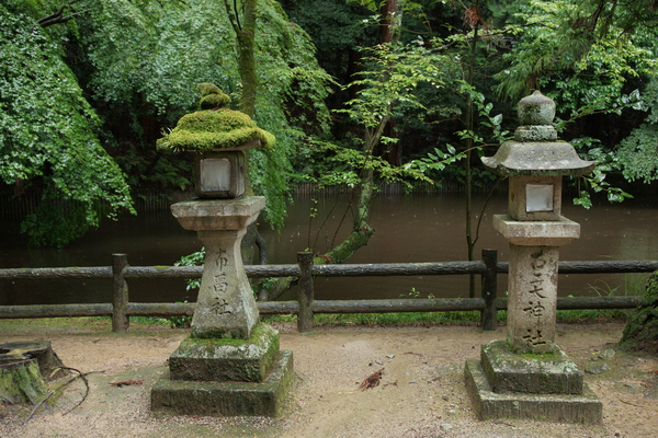 �о���ܤ����Ʒ�/�����Ƥ������ǡ����١���