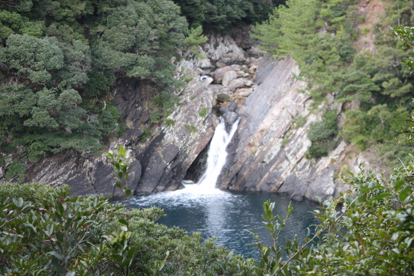 屋久島「トローキの滝」