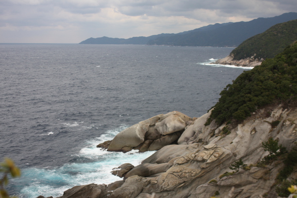 「屋久島灯台」周辺の海岸