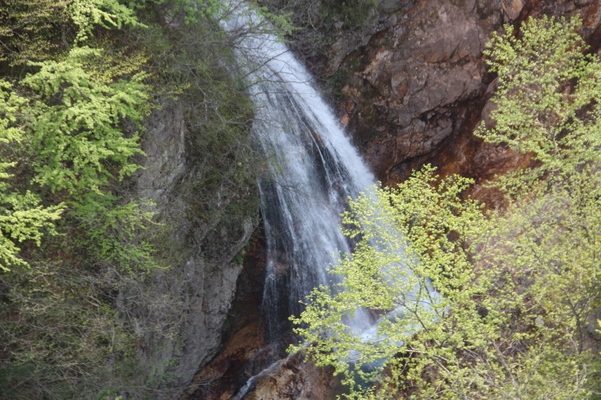 つばくろ谷の「不動滝」/癒し憩い画像データベース