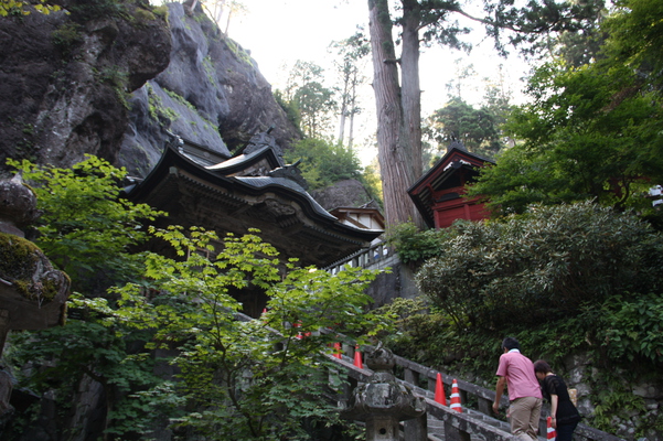 榛名神社「双龍門」と巨岩