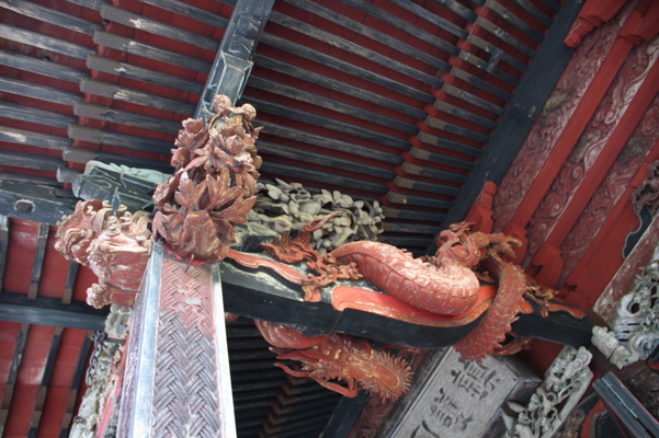 榛名神社の「本殿」彫刻