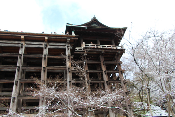 冬の清水寺「懸け造り舞台」