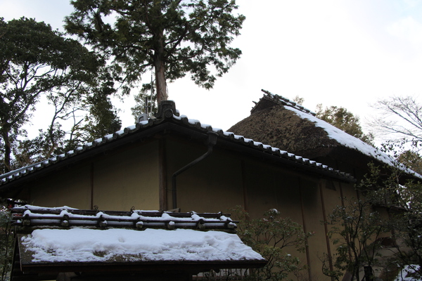 冬の金閣寺「夕佳亭」外観/癒し憩い画像データベース