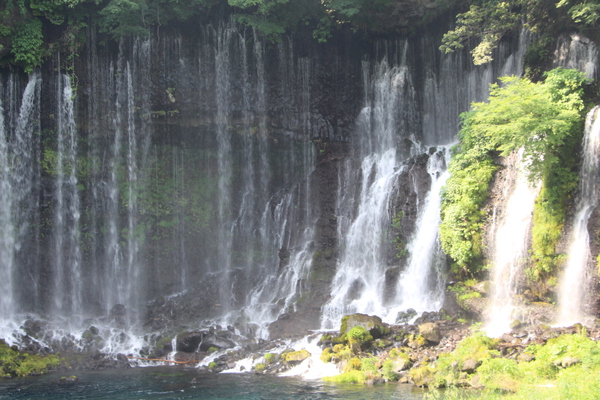 初夏の富士宮「白糸の滝」