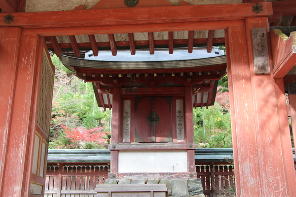 秋の京都・神護寺「和気公霊廟」