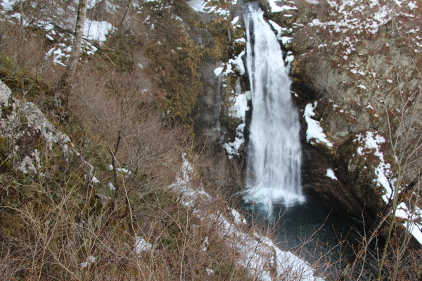 冬・氷結樹の「秋保大滝」/癒し憩い画像データベース