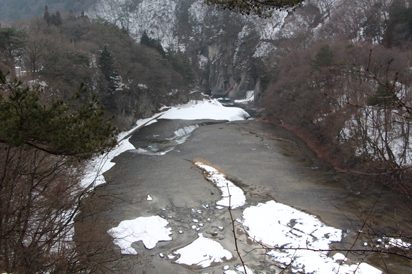 冬の「吹割渓谷と渓流」