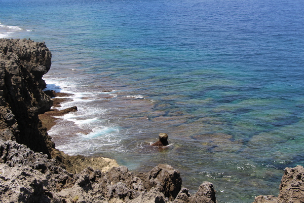 夏の沖縄「辺戸岬の海岸美」/癒し憩い画像データベース