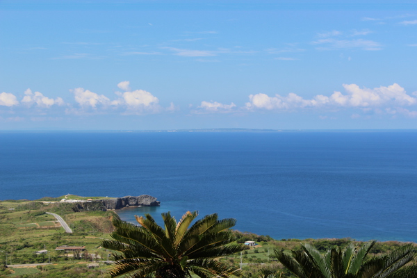 沖縄の大石林山から見た青い海と空/癒し憩い画像データベース