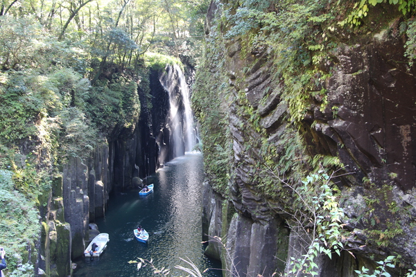 秋の高千穂峡「真名井の滝」/癒し憩い画像データベース