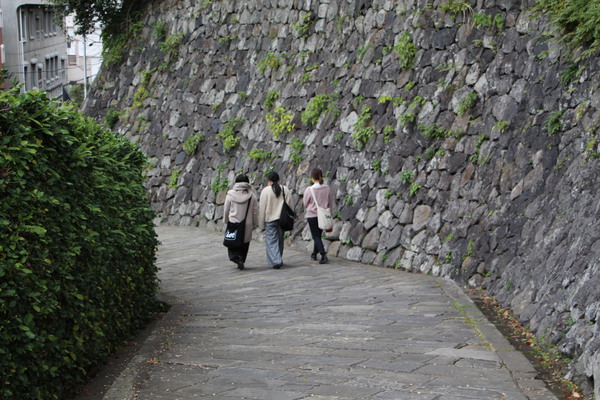 長崎のオランダ坂と石垣/癒し憩い画像データベース