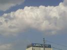 九州がんセンター上空のもくもく雲